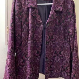 Jackets & lots of pants & tops. Size Med or 12,14.